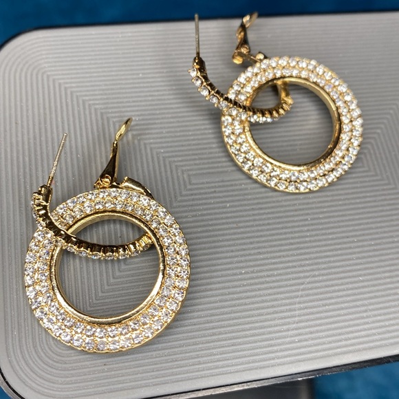 Gold and rhinestone hoop earrings - Picture 4 of 6
